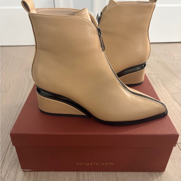 Beige Ankle Boots - Picture 3 of 8